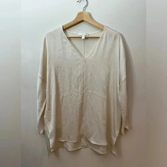 BOSS by Hugo Boss V neck flowy 3 quarter sleeve cream 100% silk blouse US 12/L - Picture 1 of 9